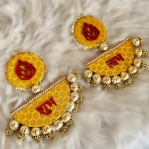Reversible yellow banarasi & patola print shubh labh